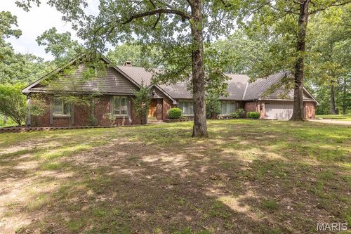 1301 Lurlyn Rd, Poplar Bluff, MO, 63901-2716 | Card Image