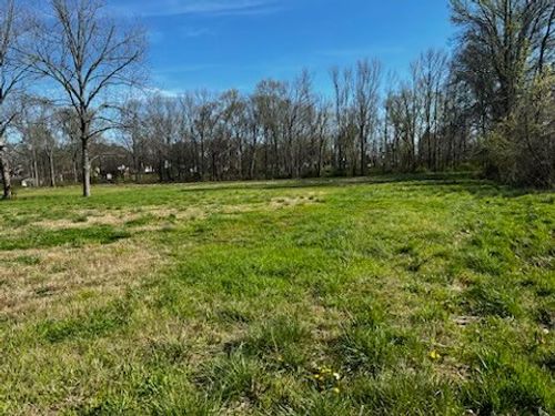 109 Neal St, Huntland, TN, 37345-3311 | Card Image