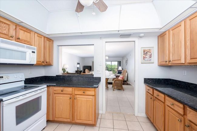APT-223 - 23465 Harborview Rd, Condo with 2 bedrooms, 2 bathrooms and null parking in Punta Gorda FL | Image 14