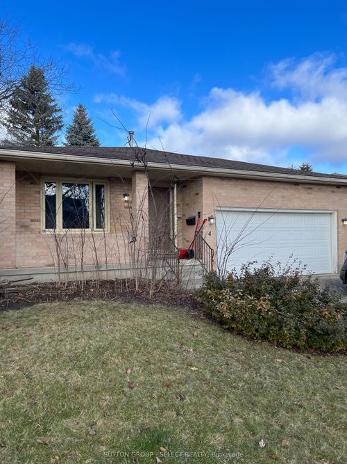 4 Chepstow Gate, London, ON, N6G3S7 | Card Image