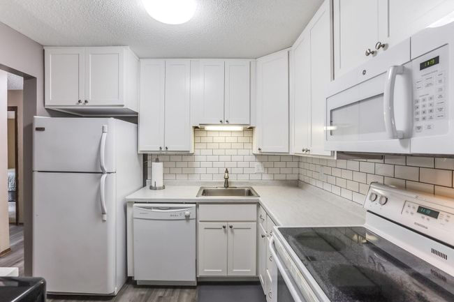 15-web-or-mls-1855-Silver-Bell-Rd-15.jpg | Image 15
