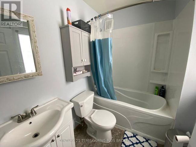 71 Algonquin Ave, House other with 3 bedrooms, 1 bathrooms and 2 parking in Kirkland Lake ON | Image 8