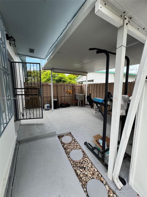 0-4902 Sw 102nd Ave, Miami, FL, 33165-6353 | Card Image