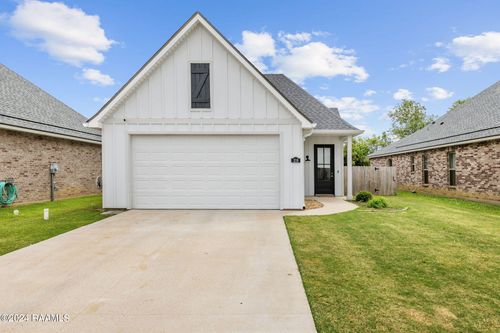 316 Adry Ln, Youngsville, LA, 70592-6781 | Card Image
