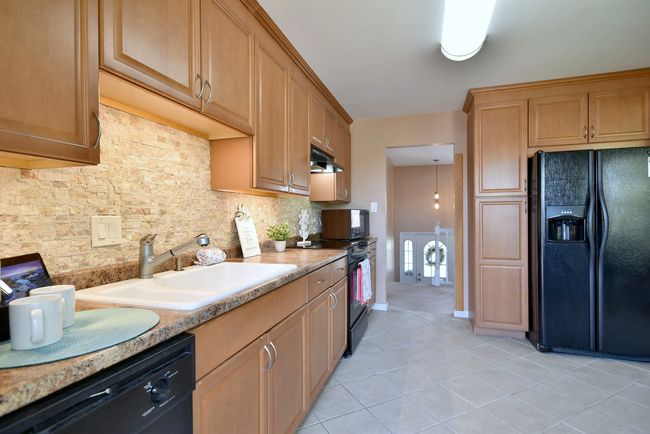 7644 161 St St, House other with 4 bedrooms, 3 bathrooms and 2 parking in Tinley Park IL | Image 11