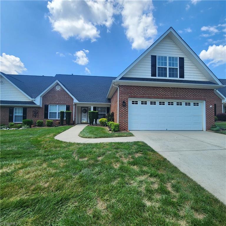 Caladium Ct, Kernersville, NC 27284