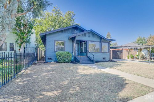 321 Oleander Ave, Bakersfield, CA, 93304-2054 | Card Image