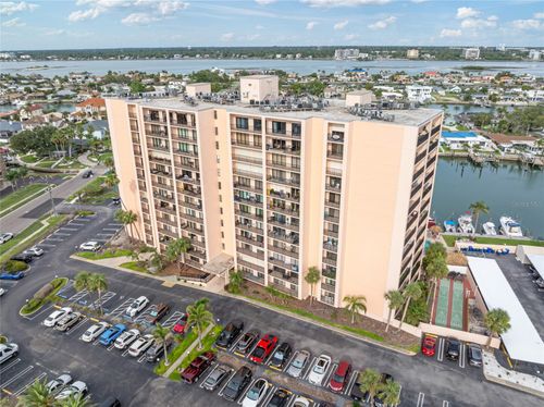 apt-411-51 Island Way, CLEARWATER BEACH, FL, 33767-2213 | Card Image