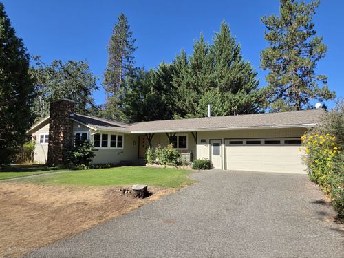 86 Donald St, Hayfork, CA, 96041-9014 | Card Image