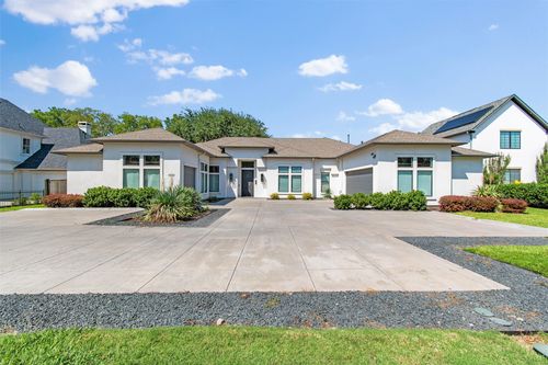 6223 Walnut Hill Ln, Dallas, TX, 75230-5114 | Card Image