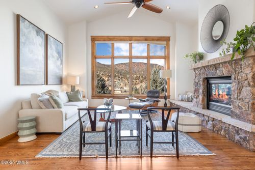 250 Red Fox Dr, Gypsum, CO, 81637-5318 | Card Image