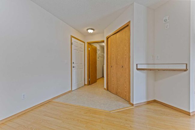 105 - 11 Somervale View Sw, Condo with 2 bedrooms, 1 bathrooms and 1 parking in Calgary AB | Image 16