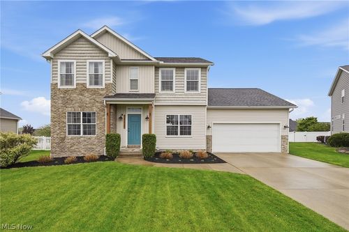 12225 Titano Cir Nw, Uniontown, OH, 44685-5785 | Card Image
