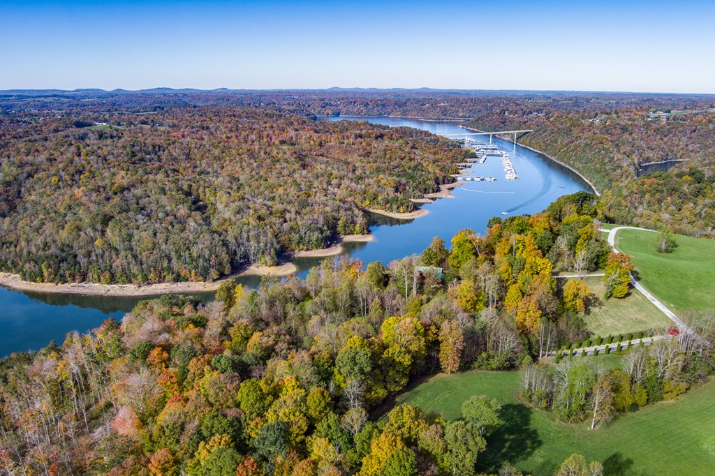 Land in Byrdstown 5