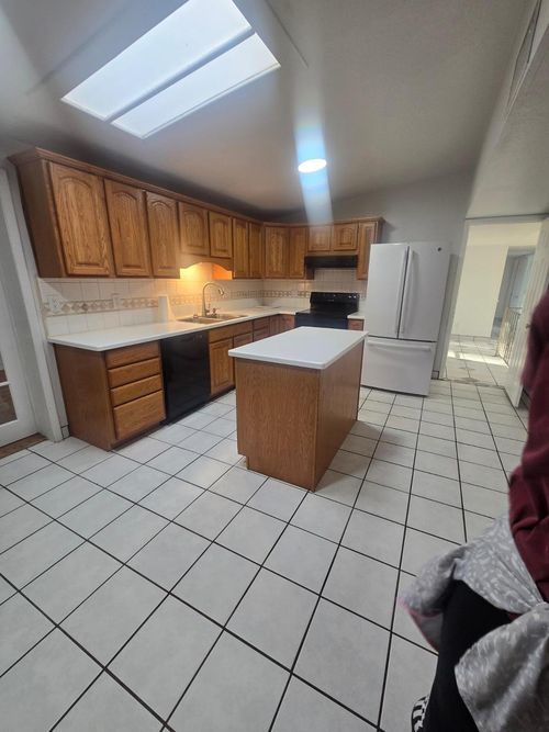 3865 Redwing Pl, Sierra Vista, AZ, 85635-3557 | Card Image