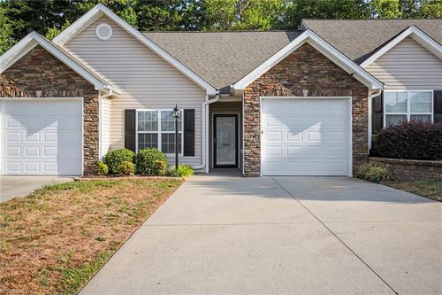 1689 Grand Springs Dr, Winston Salem, NC, 27127-6105 | Card Image