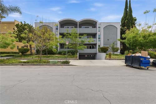 17-14414 Addison St, Sherman Oaks, CA, 91423-1754 | Card Image