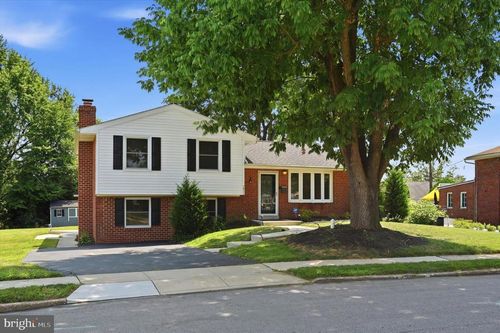 1411 Sandwood Rd, CONSHOHOCKEN, PA, 19428-1303 | Card Image