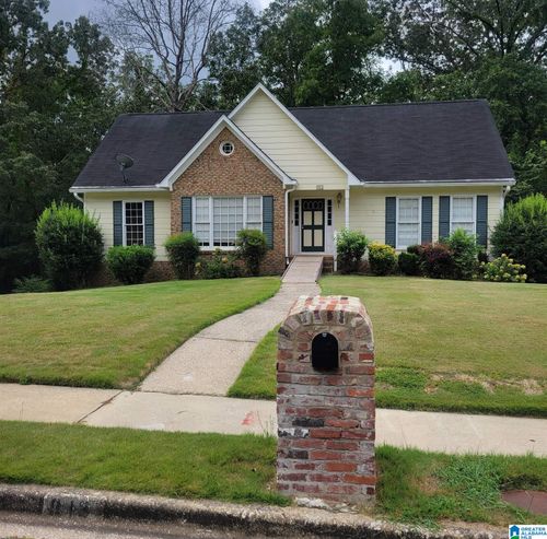 913 Woodbrook Rd, Center Point, AL, 35215-4377 | Card Image