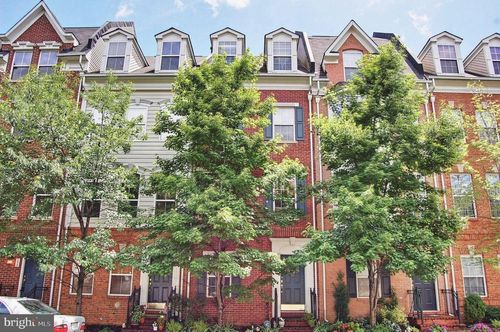 194 Martin Ln, ALEXANDRIA, VA, 22304-7752 | Card Image