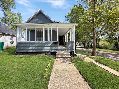 1976 E Wood St, Decatur, IL, 62521-3063 | Card Image