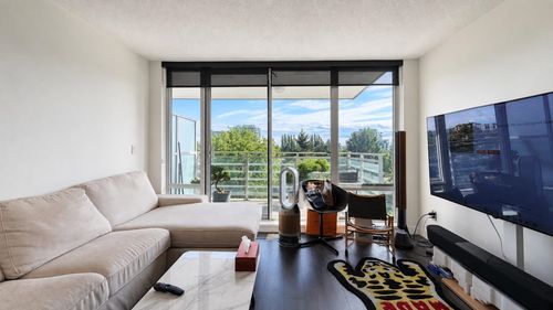 819-8800 Hazelbridge Way, Richmond, BC, V6X0S3 | Card Image