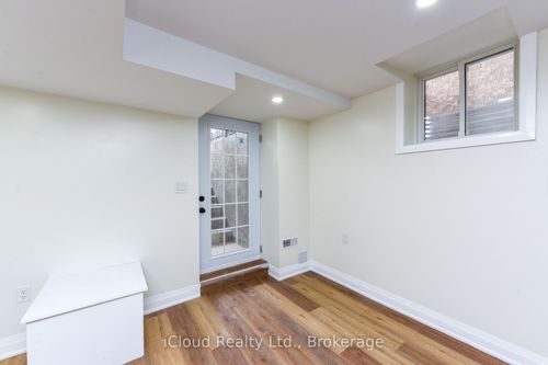 basement-5744 Philip Dr, Mississauga, ON, L5M7A5 | Card Image