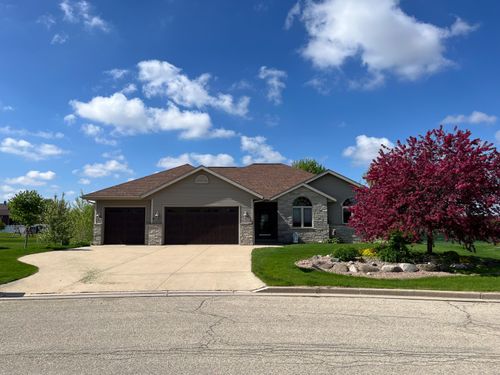 1349 Carolyn Blvd, MAYVILLE, WI, 53050-2846 | Card Image