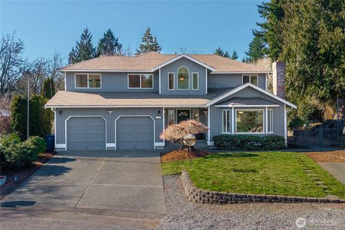 14609 142nd Ave Se, Renton, WA, 98059-5523 | Card Image