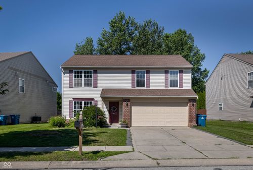 15427 Outside Trl, Noblesville, IN, 46060-8060 | Card Image