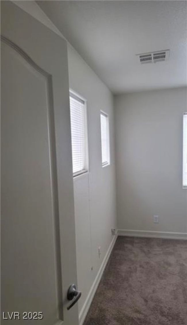 UNIT-101 - 6425 Extreme Shear Ave, Townhouse with 2 bedrooms, 2 bathrooms and null parking in Henderson NV | Image 12