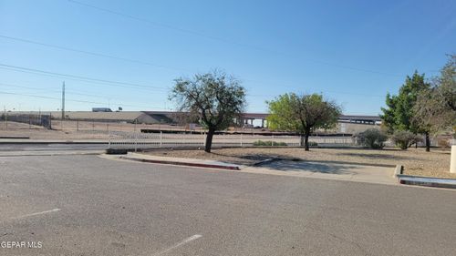 104-10021 Railroad Dr, El Paso, TX, 79924-4368 | Card Image