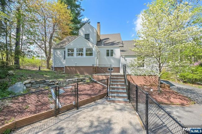 42 Jackson Ave, House other with 3 bedrooms, 3 bathrooms and null parking in Pompton Plains NJ | Image 21