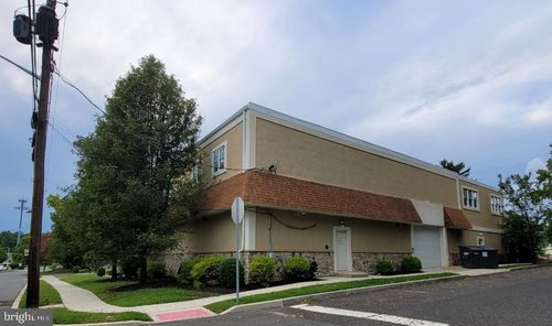 11 Lincoln Ave, Woodbury Heights, NJ, 08097-1122 | Card Image