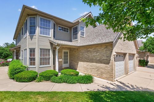 --171 Mclaren Dr N, Sycamore, IL, 60178-2256 | Card Image