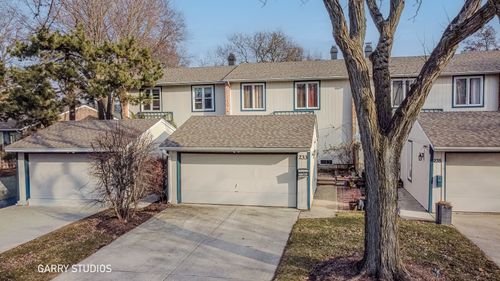 233 Lakeview Ln, Bloomingdale, IL, 60108-1917 | Card Image
