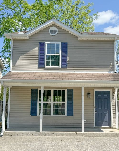 2027 Bradyville Pike, Murfreesboro, TN, 37130-5940 | Card Image