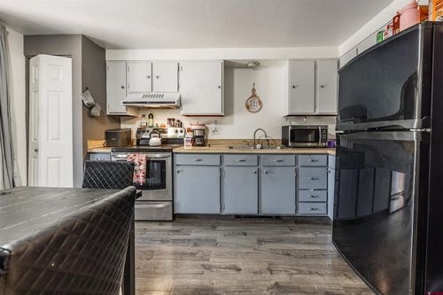1-512 N 14th St, Gunnison, CO, 81230-2900 | Card Image