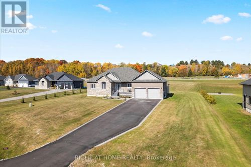 172 Glens Of Antrim Way, Grafton, ON, K0K2G0 | Card Image
