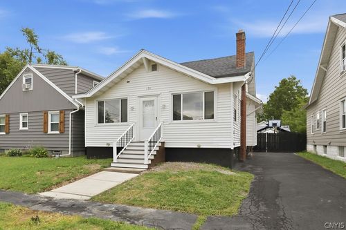 178 Martin St, Syracuse, NY, 13208-1825 | Card Image