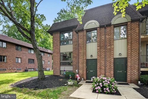 61b-844 Putnam Blvd, WALLINGFORD, PA, 19086-6705 | Card Image