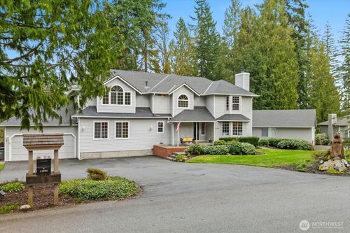 11008 210th St Se, Snohomish, WA, 98296-7183 | Card Image