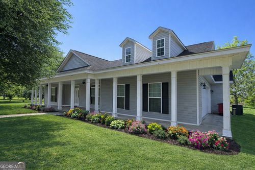 2135 Richardson Dr, Macon, GA, 31216-7919 | Card Image