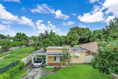 6441 Sw 28th St, House other with 2 bedrooms, 1 bathrooms and null parking in Miami FL | Image 3