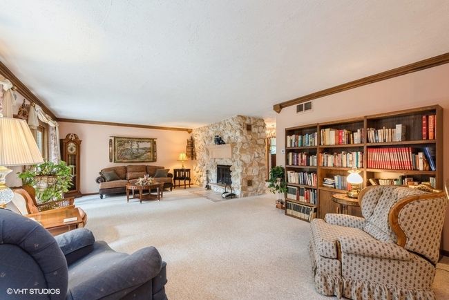 77 N 325 W, House other with 2 bedrooms, 3 bathrooms and 2 parking in Valparaiso IN | Image 7