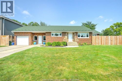 2512 Cadillac St, Windsor, ON, N8W3Y6 | Card Image