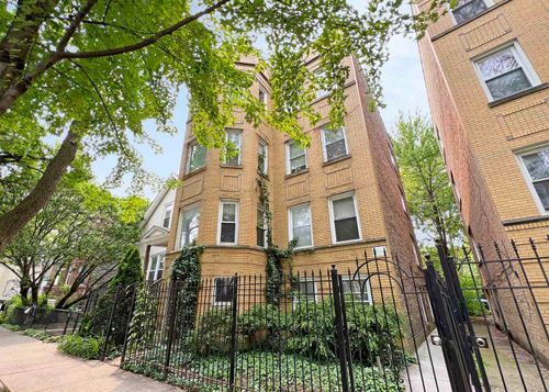 3-1930 Richmond St, Chicago, IL, 60647-3938 | Card Image