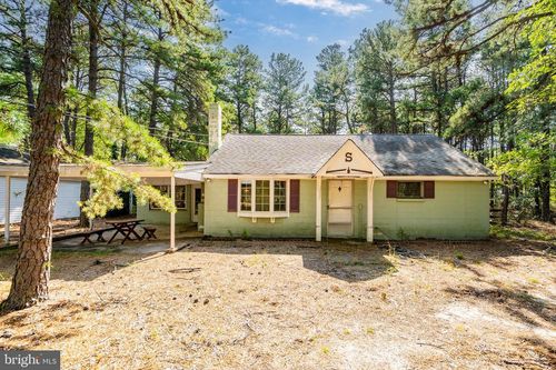 1130 Monroe Ave, Whiting, NJ, 08759-2210 | Card Image