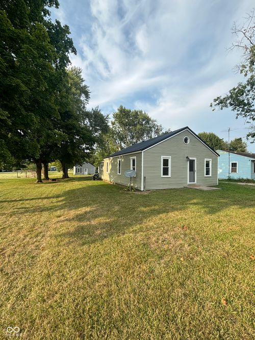 3900 N Bellaire Ave, Muncie, IN, 47303-1494 | Card Image