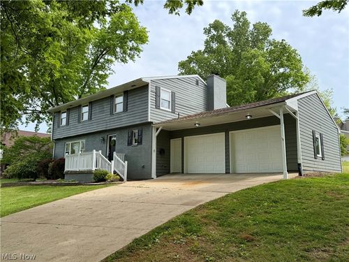 21 Cherry Hills Dr, Belpre, OH, 45714-9759 | Card Image